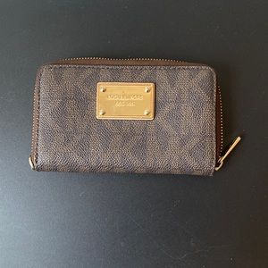 Michael Kors wallet